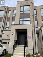 22 LA TACHE CRESCENT Markham, ON L6C 0Z5