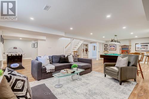 15 Bimmer Place, Brampton, ON - Indoor Photo Showing Living Room