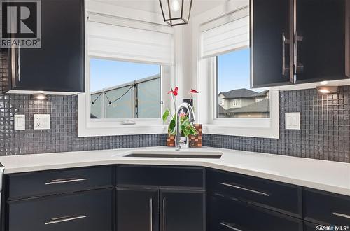 102 Teal Crescent, Saskatoon, SK - Indoor Photo Showing Kitchen