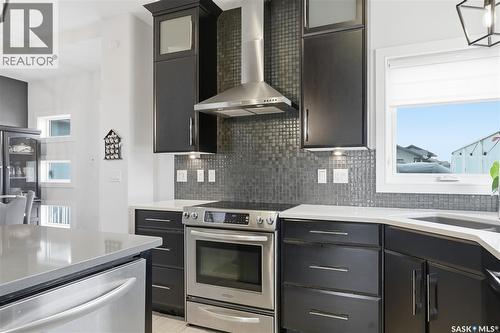 102 Teal Crescent, Saskatoon, SK - Indoor Photo Showing Kitchen With Upgraded Kitchen