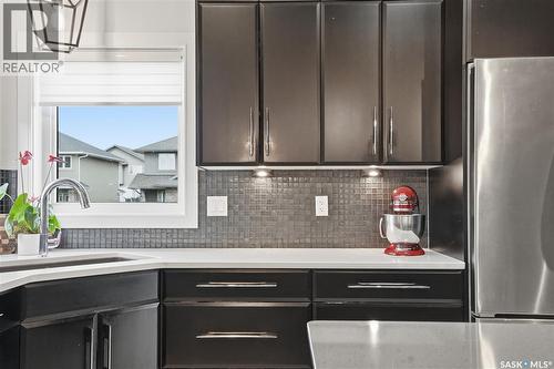 102 Teal Crescent, Saskatoon, SK - Indoor Photo Showing Kitchen With Upgraded Kitchen