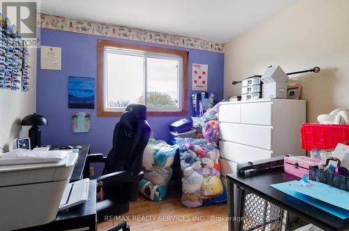 238 Linden Drive, Cambridge, ON - Indoor Photo Showing Bedroom