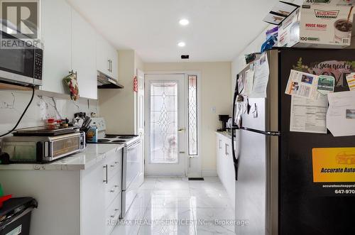 238 Linden Drive, Cambridge, ON - Indoor Photo Showing Kitchen