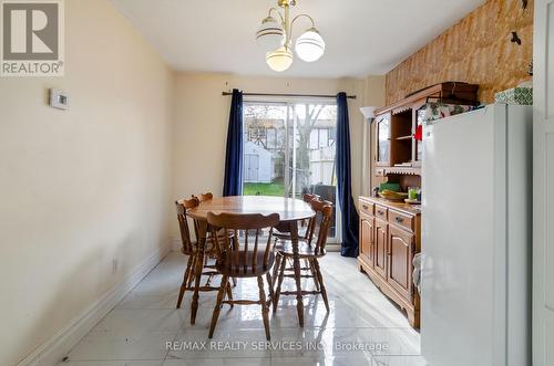 238 Linden Drive, Cambridge, ON - Indoor Photo Showing Dining Room