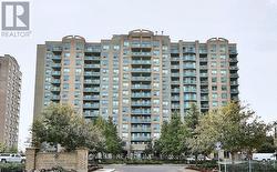 LPH17 - 39 ONEIDA CRESCENT Richmond Hill, ON L4B 4T9