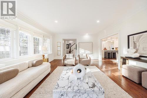 39 Glengowan Road, Toronto, ON - Indoor Photo Showing Living Room