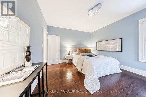 39 Glengowan Road, Toronto, ON - Indoor Photo Showing Bedroom