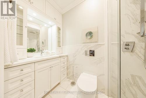 39 Glengowan Road, Toronto, ON - Indoor Photo Showing Bathroom