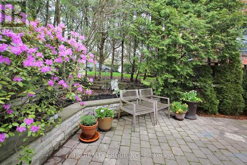 39 Glengowan Road, Toronto, ON - Outdoor