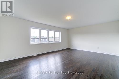Primary Bedroom - 174 Mapleside Drive, Wasaga Beach, ON - Indoor Photo Showing Other Room
