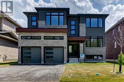 182 MAPLESIDE DRIVE Wasaga Beach, ON L9Z 0L4