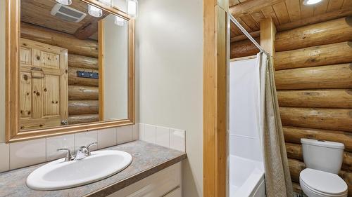 4761 Atwater Road, Logan Lake, BC - Indoor Photo Showing Bathroom