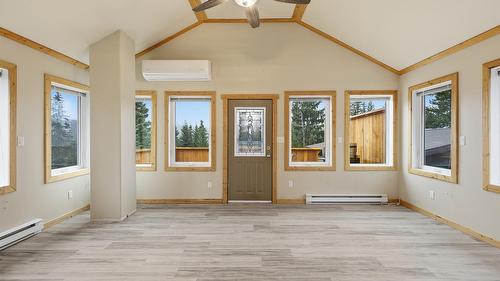 4761 Atwater Road, Logan Lake, BC - Indoor Photo Showing Other Room