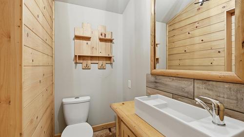 4761 Atwater Road, Logan Lake, BC - Indoor Photo Showing Bathroom
