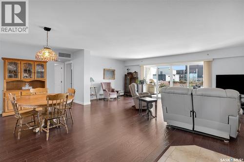 Penthouse B 537 4Th Avenue N, Saskatoon, SK - Indoor