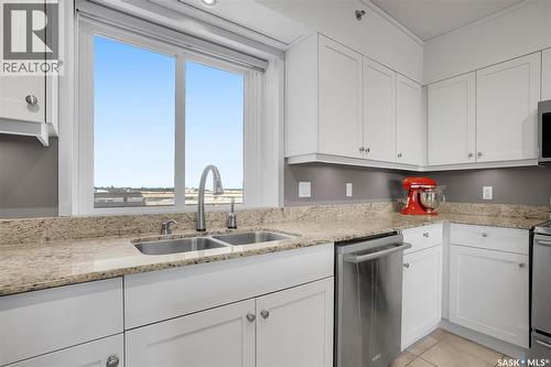 Penthouse B 537 4Th Avenue N, Saskatoon, SK - Indoor Photo Showing Kitchen With Double Sink
