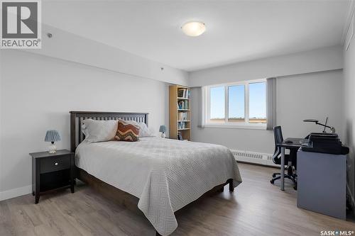 Penthouse B 537 4Th Avenue N, Saskatoon, SK - Indoor Photo Showing Bedroom