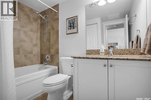 Penthouse B 537 4Th Avenue N, Saskatoon, SK - Indoor Photo Showing Bathroom