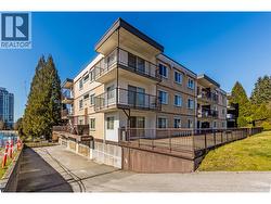 209 630 CLARKE ROAD  Coquitlam, BC V3J 3X8