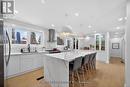 4 Holman Crescent, Aurora, ON  - Indoor Photo Showing Kitchen With Upgraded Kitchen 