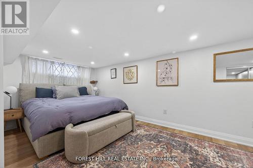 4 Holman Crescent, Aurora, ON - Indoor Photo Showing Bedroom