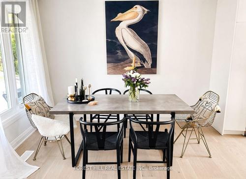 4 Holman Crescent, Aurora, ON - Indoor Photo Showing Dining Room