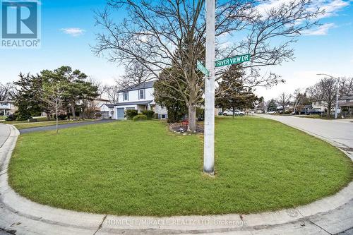 38 River View Drive, Brampton, ON - Outdoor