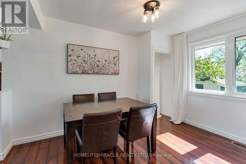 32 Durham Road, Hamilton, ON - Indoor Photo Showing Dining Room