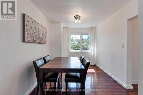 32 Durham Road, Hamilton, ON - Indoor Photo Showing Dining Room