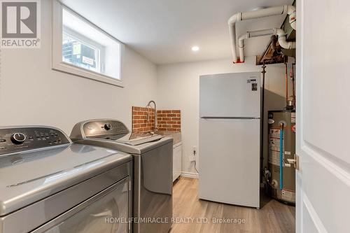 32 Durham Road, Hamilton, ON - Indoor Photo Showing Laundry Room