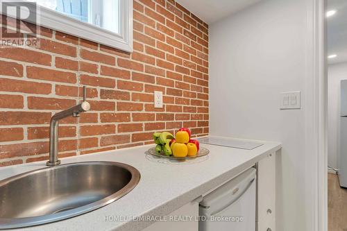 32 Durham Road, Hamilton, ON - Indoor