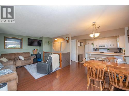 3701 15 Avenue, Vernon, BC - Indoor