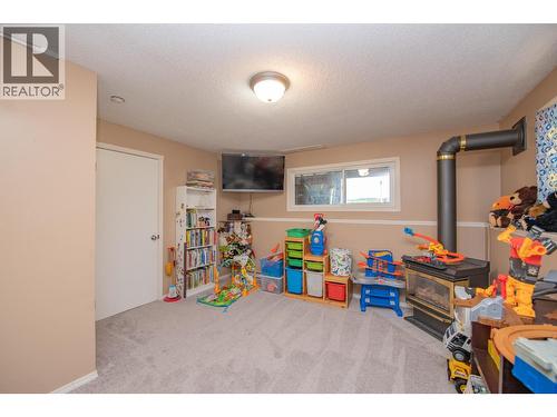 3701 15 Avenue, Vernon, BC - Indoor