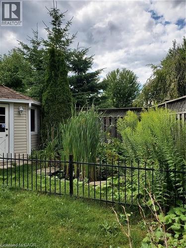725 Paris Boulevard, Waterloo, ON - Outdoor