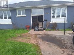 1078 PINEGROVE ROAD Oakville, ON L6L 2W4