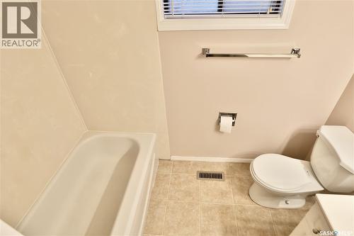 220 Cedar Meadow Drive, Regina, SK - Indoor Photo Showing Bathroom