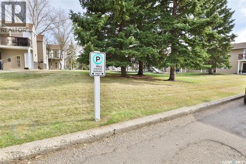 220 Cedar Meadow Drive, Regina, SK - Outdoor