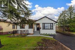 487 EAST 37TH STREET  Hamilton, ON L8V 4C1