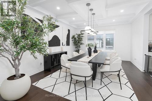 27 Elodia Court, Hamilton, ON - Indoor