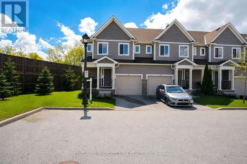 12 - 60 CANTERBURY DRIVE  St. Catharines, ON L2P 0E7
