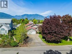 625 24 Avenue S Creston, BC V0B 1G5
