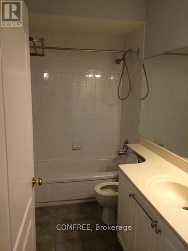 807 - 393 KING STREET W , Toronto (Waterfront Communities), Ontario M5V 3G8 4