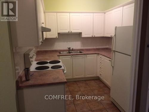 807 - 393 KING STREET W , Toronto (Waterfront Communities), Ontario M5V 3G8 5