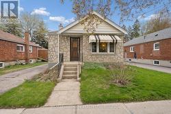 51 BERTHA AVENUE Toronto, ON M1L 3M1