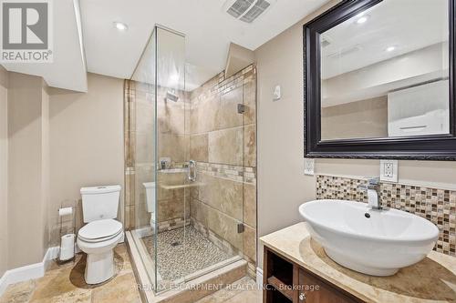2330 Alma Dale Avenue, Burlington, ON - Indoor Photo Showing Bathroom