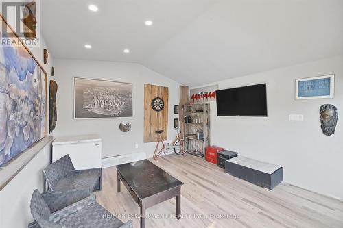 2330 Alma Dale Avenue, Burlington, ON - Indoor
