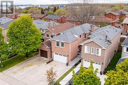 1370 HAZEL MCCLEARY DRIVE  Oakville, ON L6J 7B1