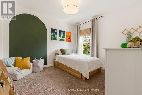 197 Burris Street, Hamilton, ON - Indoor Photo Showing Bedroom