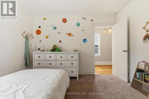197 Burris Street, Hamilton, ON - Indoor Photo Showing Bedroom