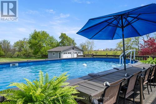 1483 Fifth Ave Louth, St. Catharines (Rural Fourth), ON - Outdoor With Deck Patio Veranda